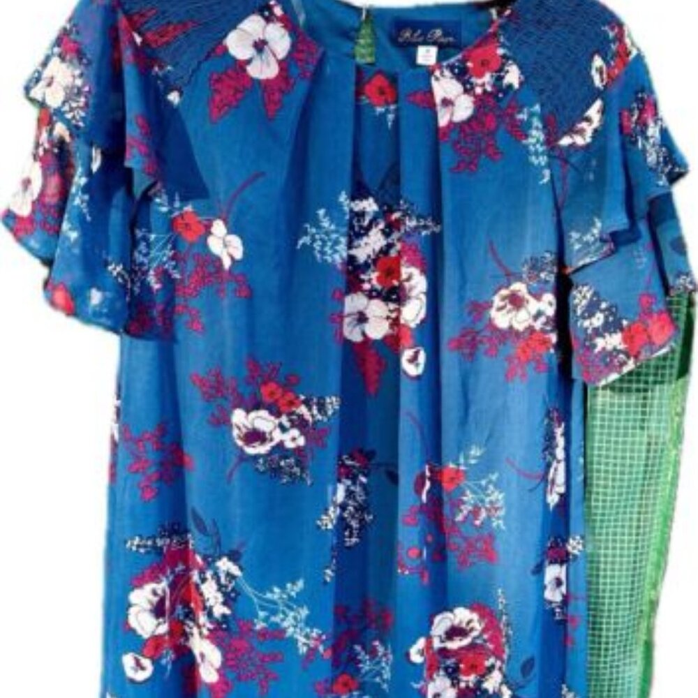 Blue Rain Top Size Medium‎ Floral Print Red White And Blue